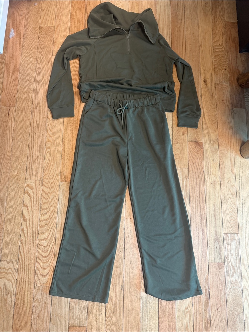 Women’s Olive Green Wide-Leg Lounge Pants